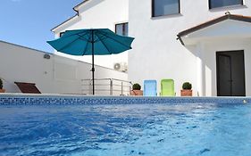 Apartments Villa Holiday